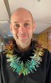 Rusty thinks that wearing jewelry qualifies him as a Boss. Lizards aren't  easily impressed, this won't be an exception.