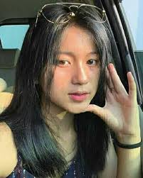 Seperti pose seksi berikut, nazwa. Nazwa Fidhia Posts Facebook