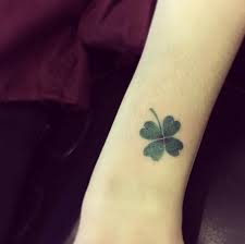 A clear teardrop, like the one pictured, can mean that the wearer has. 35 Artistic Shamrock And Four Leaf Clover Tattoos Tattooblend