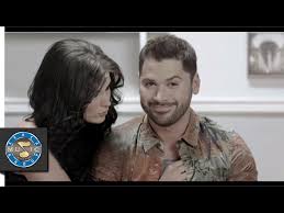 Ambas habían roto con sus parejas. La Leyenda Mi Pareja En Turno Video Oficial Youtube