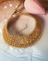 Pin By Rupali Menon On Rups Gold Necklace Designs Tanishq Jewellery Gold Jewelry Fashion