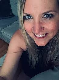 Sarah Pridemore's Instagram, Twitter & Facebook