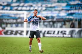 Mesmo sem ser intubado, ele havia apresentado melhoras nos últimos dias. Ricardinho Homenageia Pai E Avo No Gre Nal E Emociona Renato Em Conversa Vontade De Chorar Gremio Ge