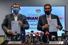 Di bawah akta, berita palsu ditakrifkan sebagai. Menteri Malaysia Pertahankan Penguatkuasaan Ordinan Anti Berita Palsu Beritabenar