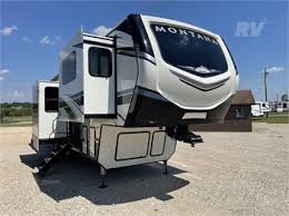 Montana fifth wheels are usa's #1 selling fifth wheel 11 of the last 12 years. Keystone Rv Co Montana Fifth Wheel Rvs For Sale In Texas 37 Listings Rvuniverse Com