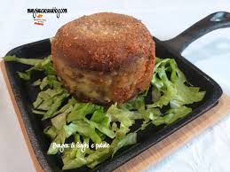 Hamburger vegetariano di sole zucchine e patate, semplice e buono perfetto per grandi e piccini. Burger Di Funghi E Patate Mangiareacasablog Com