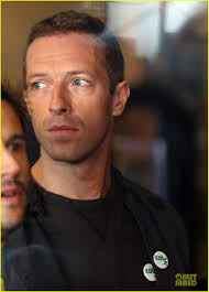 Chris Martin Flaunts Muscles For Coldplay's 'A Sky Full Of Stars' Music  Video!: Photo 3137552