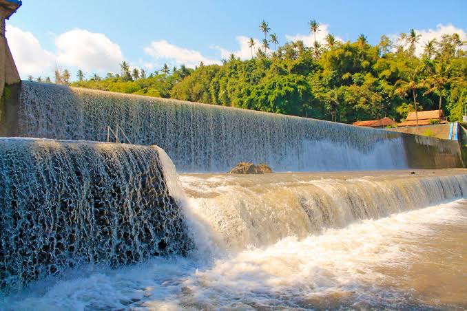 Tirai Air Terjun Tukad Unda