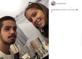Sara carreira, de 21 anos, filha do cantor tony carreira, morreu ao fim da tarde deste sábado, na sequência de um acidente automóvel, quando regressava a lisboa. Fama Show Filha De Tony Carreira Assume Namoro Com Artista