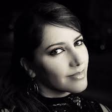 Sandy Valdivia's Instagram, Twitter & Facebook