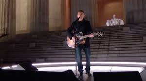 Joe biden sin donald trump toma de posesiontoma de posesión asistirá bruce springsteen, john legend, eva longoria, foo fighters, tom hank, demi lovato. Fz3unw Yvnvbjm