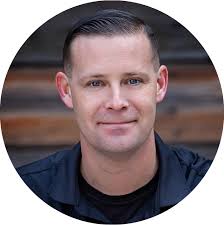 Sean Kaspar's Instagram, Twitter & Facebook