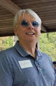 Brett Crump's Instagram, Twitter & Facebook