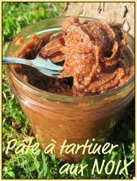Pate A Tartiner Aux Noix Et Au Chocolat On Deconne Pas Avec La Bouffe Pate A Tartiner Noix Pates