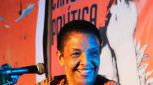 Marta Campos, pionera de la Nueva Troba Cubana, actúa en el Vitruvia