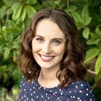 Caroline Painter's Instagram, Twitter & Facebook