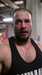 DEADLIFT 300 KG PLUS 25 KG EXPANDER