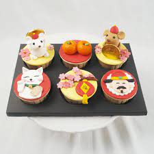 One hundred chinese new year themed cupcakes commissioned by a marketing and promotional products company to be packaged into mini gift baskets for their corporate clients. Cny Fondant Cupcakes 6 Pcs Chinese New Year 2020 Giftr Malaysia S Leading Online Gift Shop