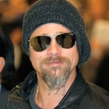 We Want To See The Worst Facial Hair Ever