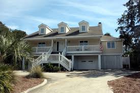 Private Homes Vacation Rental Vrbo 55551 6 Br Fripp Island House In Sc Fripp Island South Carolina Beach Island House House Rental Beach Vacation Rentals