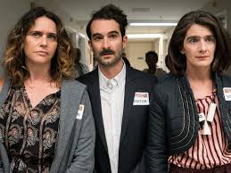 The double twist at the end gave me a rush of so many different emotions that made me cry and laugh. Transparent Review The Best Thing On Tv At The Moment Transparent The Guardian
