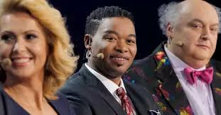 Oni rozpoczynali w 5-10-15, a dziś są gwiazdami telewizji. Na liście między  innymi Kraśko i... Barbara Nowacka!