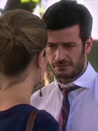 A Angie e o Pablo são tão lindos juntos... #violetta #angieepablo #amor  #kiss #violettafan #violettadisney #fy #fypシ