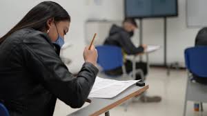 *el icfes se reserva la discrecionalidad para modificar la fecha de aplicación del examen para las personas con discapacidad y para quienes estén privados de la libertad, pero en ningún caso tal modificación afectará la fecha establecida para la publicación de resultados. Pruebas Saber Icfes Modifico Fecha De Entrega De Resultados Rcn Radio