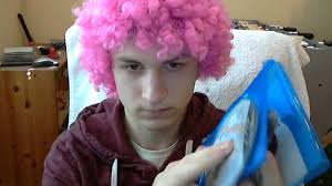 Achja FIFA ist mein Lieblingsspiel.,  https://www.youtube.com/watch?v=yXHbHWg5WI4,  https://www.youtube.com/watch?v=yXHbHWg5WI4,  https://www.youtube.com/watch?v=yXHbHWg5WI4