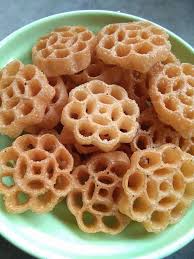 Tak boleh nak cair sangat atau pekat sangat. Resepi Kuih Ros