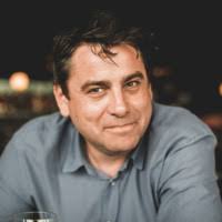 100+ perfiles de «Miley»