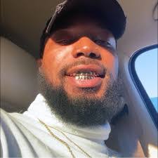 Teron Walker's Instagram, Twitter & Facebook