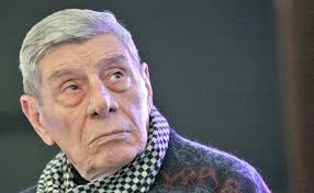 Familia lui mitică se compune în mod normal din: MiticÄƒ Popescu Trei Servicii La 81 De Ani Ce OfertÄƒ De Nerefuzat A Primit Actorul Click Mobile