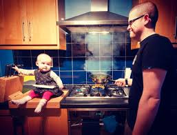 This makes newborn photos really sweet. A Dad S Hilarious Pics Trolled Parent Shamers With Photoshop