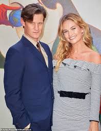 As the metro noted, rumors surrounding the pair began after they were spotted sharing a taxi to the same london hotel in july of 2020. Lily James And Matt Smith Rekindle Their Romance Daily Mail Online