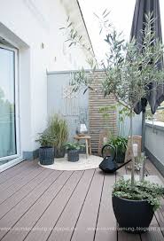 How To Create 8211 Scandi Boho Style Auf Der Dachterrasse Raumkronung 8211 Wohnberatung 03 In 2020 Scandi Garden Apartment Patio Gardens Backyard Landscaping