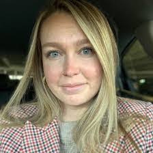 Alanna Schaefer's Instagram, Twitter & Facebook