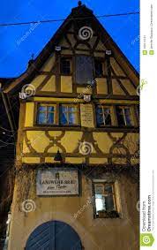 Das äußerlich weitestgehend im zustand des beginnenden 13. Altestes Haus In Rothenburg Ob Der Tauber Deutschland Redaktionelles Foto Bild Von Brauerei Land 108175741