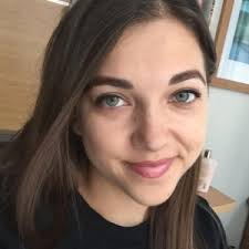 Elizabeth Forrest's Instagram, Twitter & Facebook