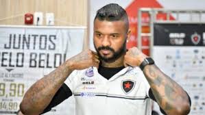 Prefeitura de joão pessoa e botafogo futebol clube firmam contrato para engrandecer o futebol na capital Com Felipe Botafogo Pb Fecha Ciclo De Contratacoes Ate A Serie C Paraiba Online