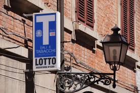 Leggi le 38 opinioni che banca!, recensioni ed esperienze degli utenti su che banca! Prelievi Di Contanti Assicurazioni Firma Digitale Cosi La Tabaccheria Diventa La Nuova Banca Linkiesta It