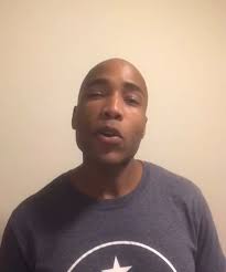 Everyone and his dog has opinions