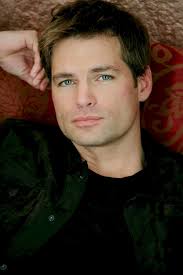 Daniel Cosgrove : sa biographie, filmographie, et quelques photos