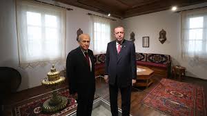 Mhp genel başkanı devlet bahçeli aslen osmaniyeli. Cumhurbaskani Erdogan Ve Mhp Genel Baskani Bahceli Demokrasi Ve Ozgurlukler Adasi Ni Gezdi