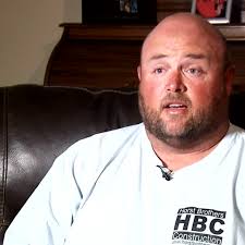 Fentress County couple helped police find Tennessee Waffle House shooting  suspect