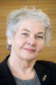 It aims to enable mothers to create the freedom and mobility required to further their scientific careers.the foundation wishes to help prevent science from loosing excellent talent. Christiane Nusslein Volhard Alchetron The Free Social Encyclopedia