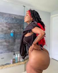 A Thicker Post - EroMe