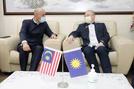 And if wee remains stubborn in his stand, then the prime minister and the cabinet has to act, and act fast. Meeting Of The Ambassador With The Minister Of Transport Of Malaysia Botschaft Tadschikistans In Osterreich Ungarn Rumanien Norwegen Und Slowakei Die Standige Vertretung Tadschikistans Bei Der Osze Die Unov Und Andere