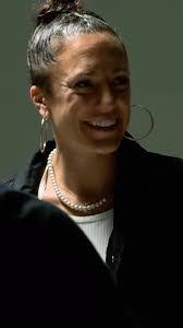 Randi La's Instagram, Twitter & Facebook