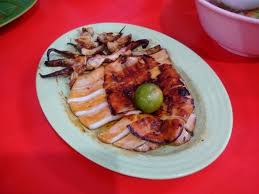 Not all english people like fish and chips. Makan Siang Bareng Keluarga Picture Of Ikan Bakar Kinamang Manado Tripadvisor